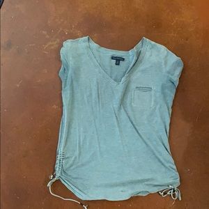 American eagle vneck with pocket